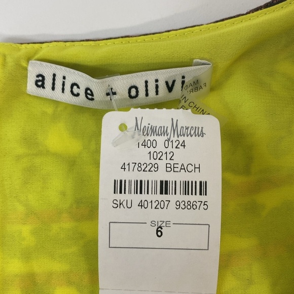 Alice + Olivia Simona Mini Wrap Dress Size 6 - Picture 14 of 16